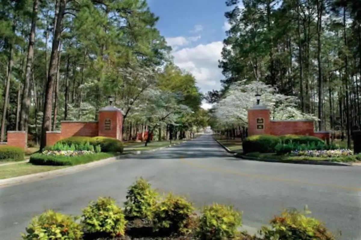 Amazing Cottage - Located On Blue Mile - Close To Gsu! Statesboro Buitenkant foto